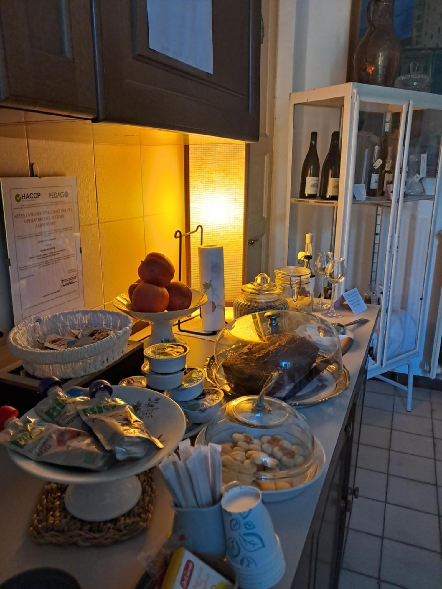 Bed & Breakfast Chiara San Sebastiano Curone Exterior foto
